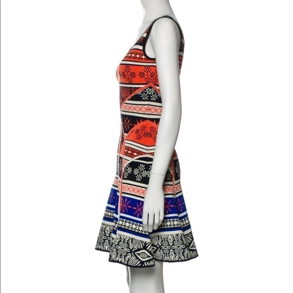 Diane Von Furstenberg Desert Bands Abstact Multi Color Fit & Flare Scuba Dress P - Picture 5 of 12